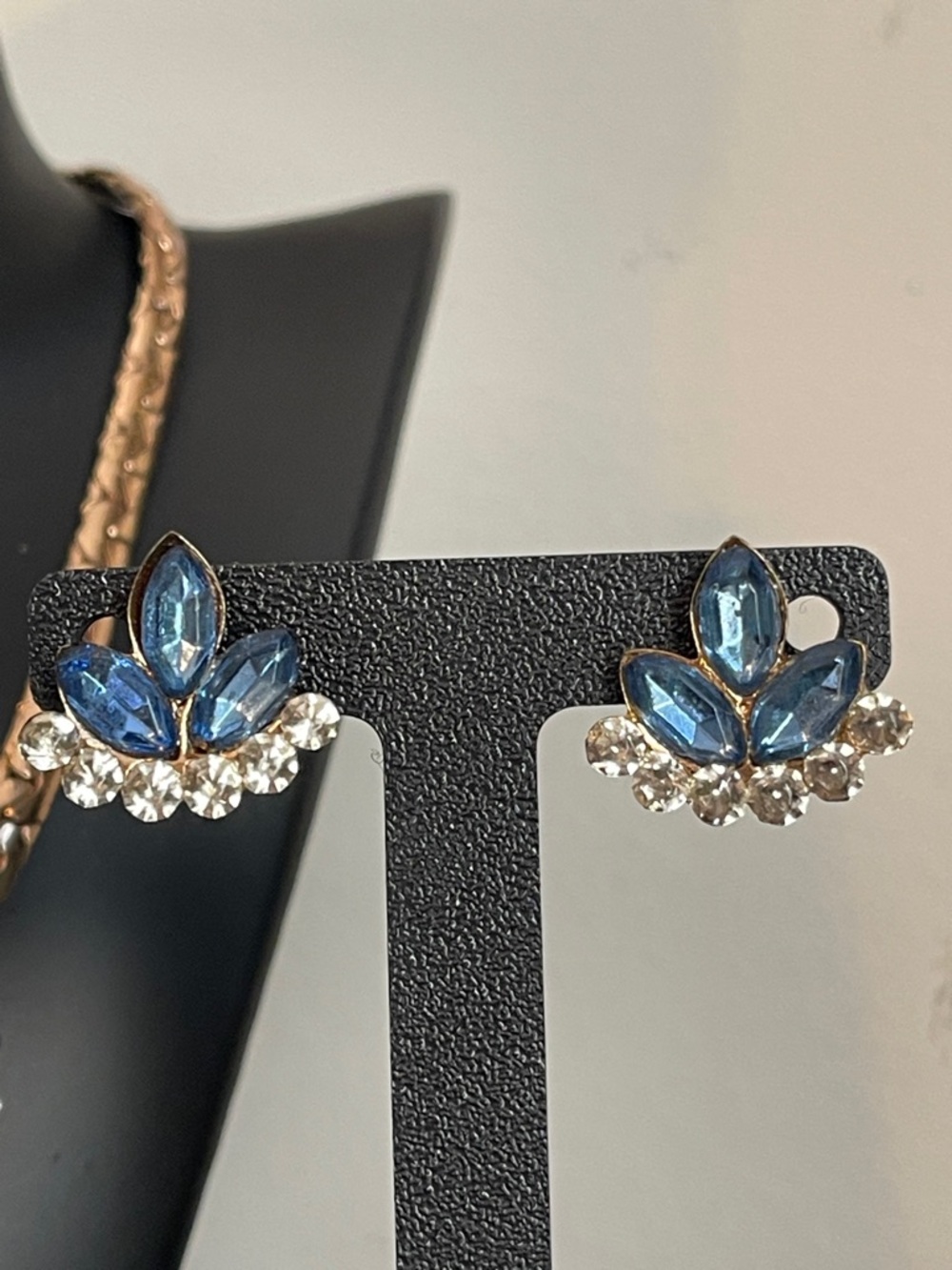 Vintage Gold Plated Blue & Clear Rhinestone Matching Necklace/Earring Set - Picture 5 of 10